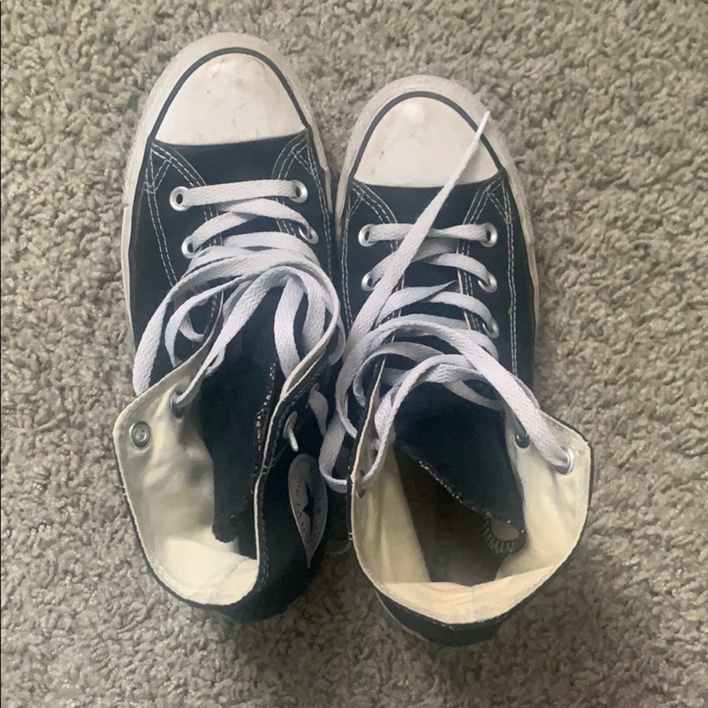 Black high top converse